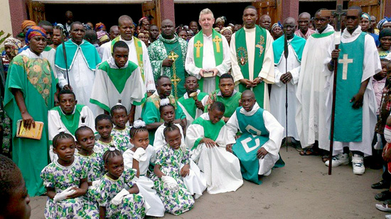 Sortie de messe au Congo RD